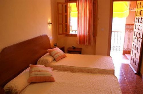 Hostal Tarik Pensión 2*