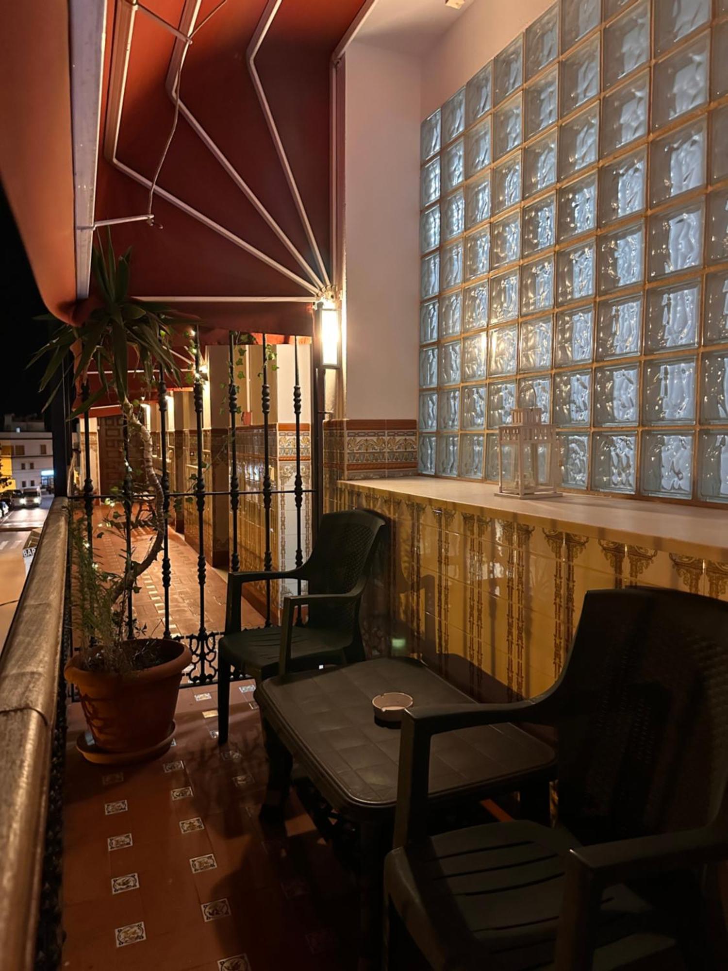 Hostal Tarik 2*